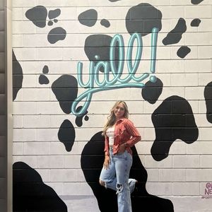 Meet your Posher, Tayla